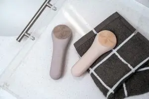 nettoyage brosse visage