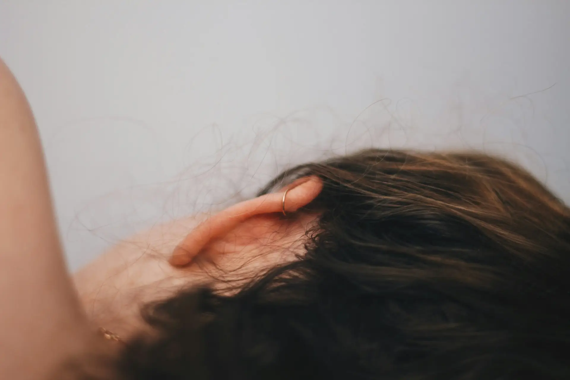 points noirs dans les oreilles